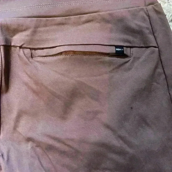 Comfy joggers in beautiful light plum color. SIZE M (T127) - Picture 6 of 8